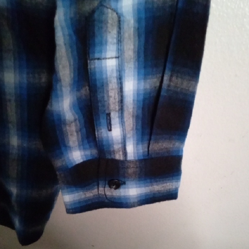 Time and Tru Navy Plaid Shirt - Picture 3 of 5